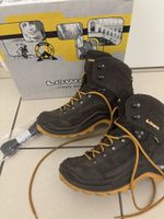 Chaussures de randonnée Lowa Gore Tex taille 39.5