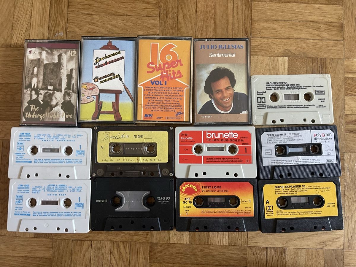 Cassettes audio: Cassettes 13 pièces – D'occasion à Fribourg par Iris0608