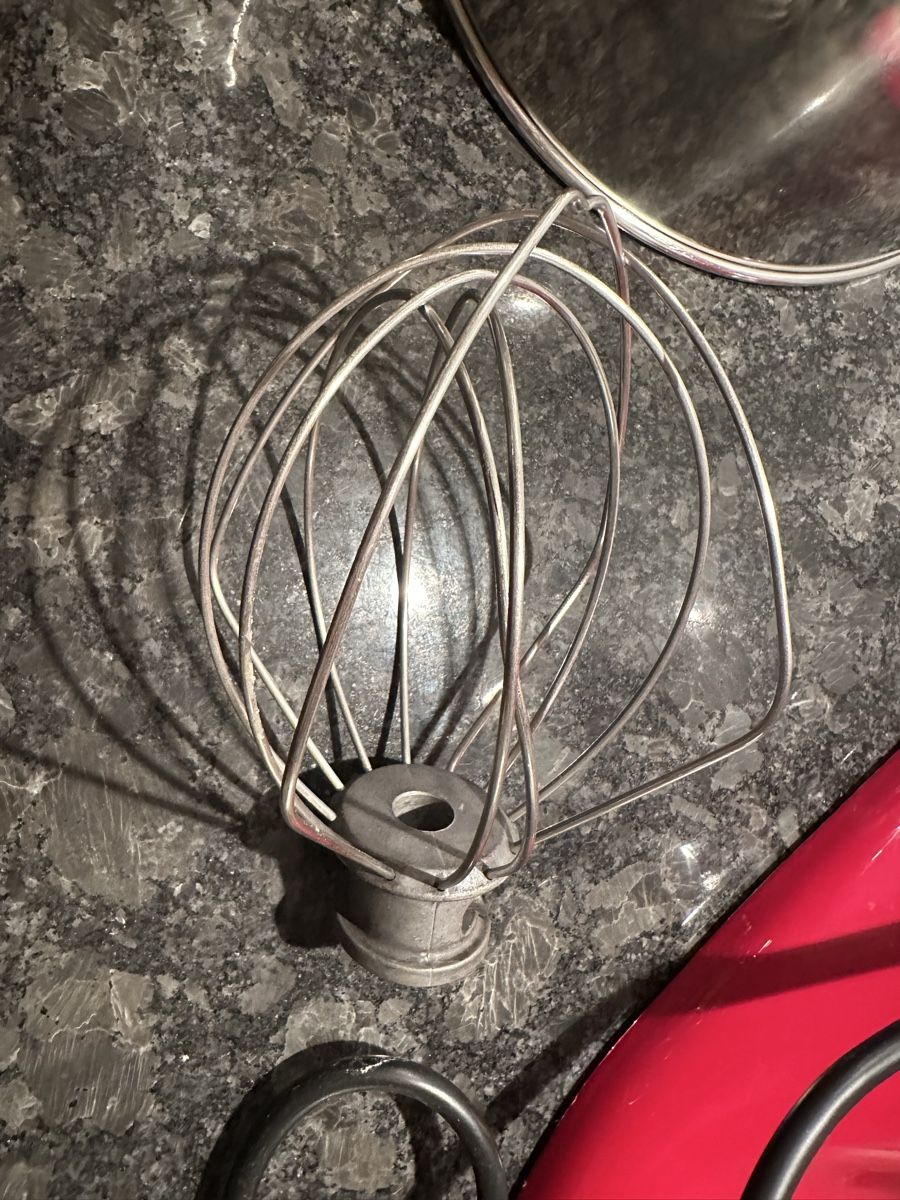 Kitchenaid Küchengeräte: KitchenAid Artisan Küchenmaschine rot – Gebraucht aus Langnau am Albis von Flash2585 2