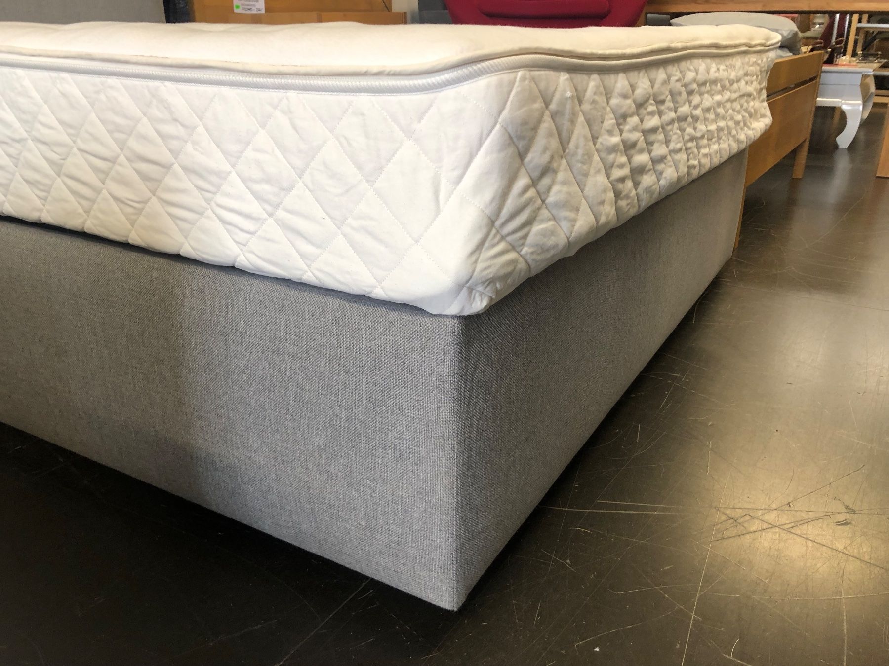 Hüsler Nest Letti: Hüsler Nest Boxspringbett 140x200cm – Usato da Brunnen venduto da Allerwaren 6