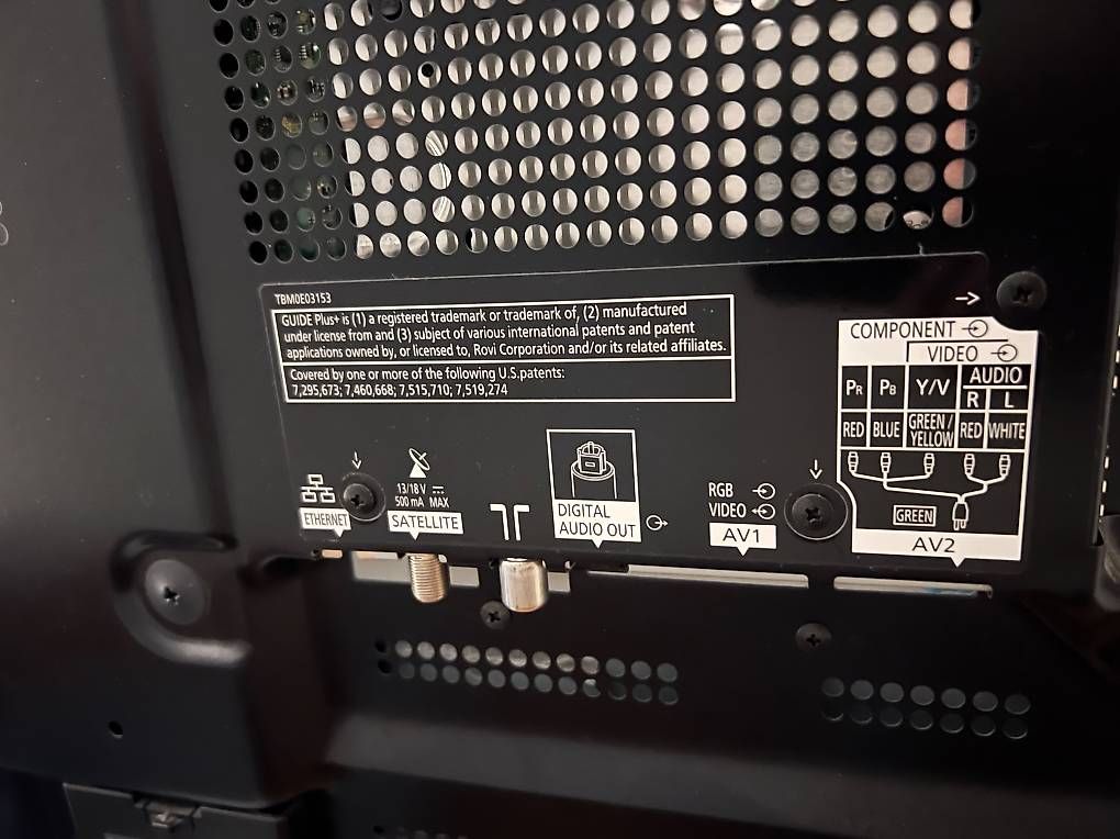 Fernseher: Fernseher (Panasonic Viera) – Gebraucht aus Ilanz von grischun83 4