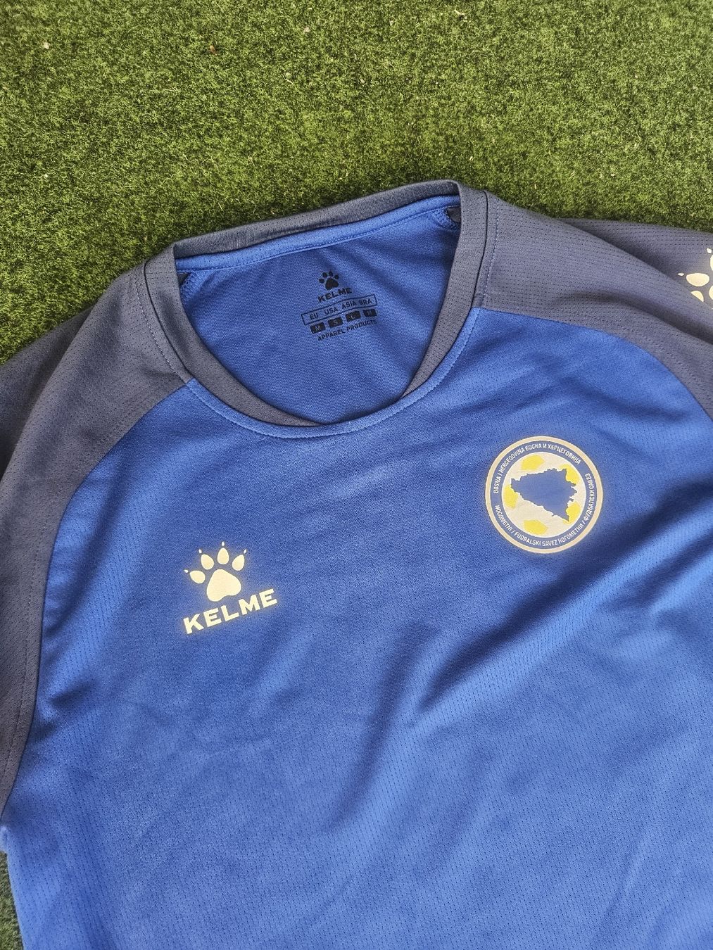 Canottiere & Pantaloni: Kelme Bosnien Trikot Gr.M – Usato da Emmenbrücke venduto da TopGato 1
