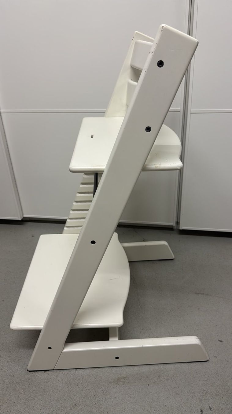 Stokke Seggioloni: Stokke Tripp Trapp weiss neues Modell – Usato da Dinhard venduto da R.B.G23 3
