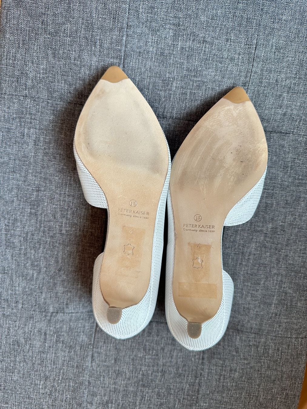 Kaiser Scarpe da donna: NEUE Peter Kaiser Pumps in Leder; Grösse 37 – Nuovo e nell'imballaggio originale da Freienbach venduto da aktionen4u 3
