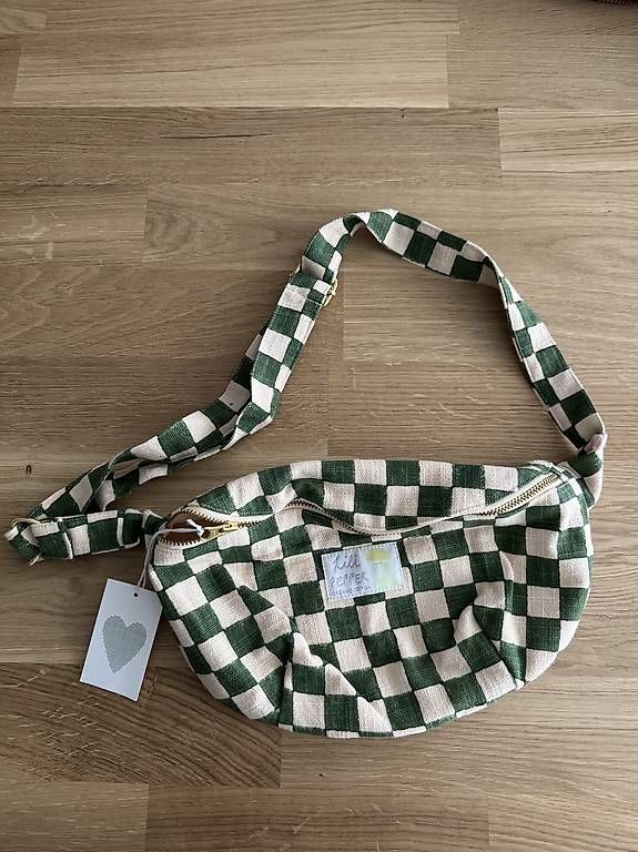 Sacs: Lili Pepper Bauchtasche – D'occasion à Solothurn par Juliasju
