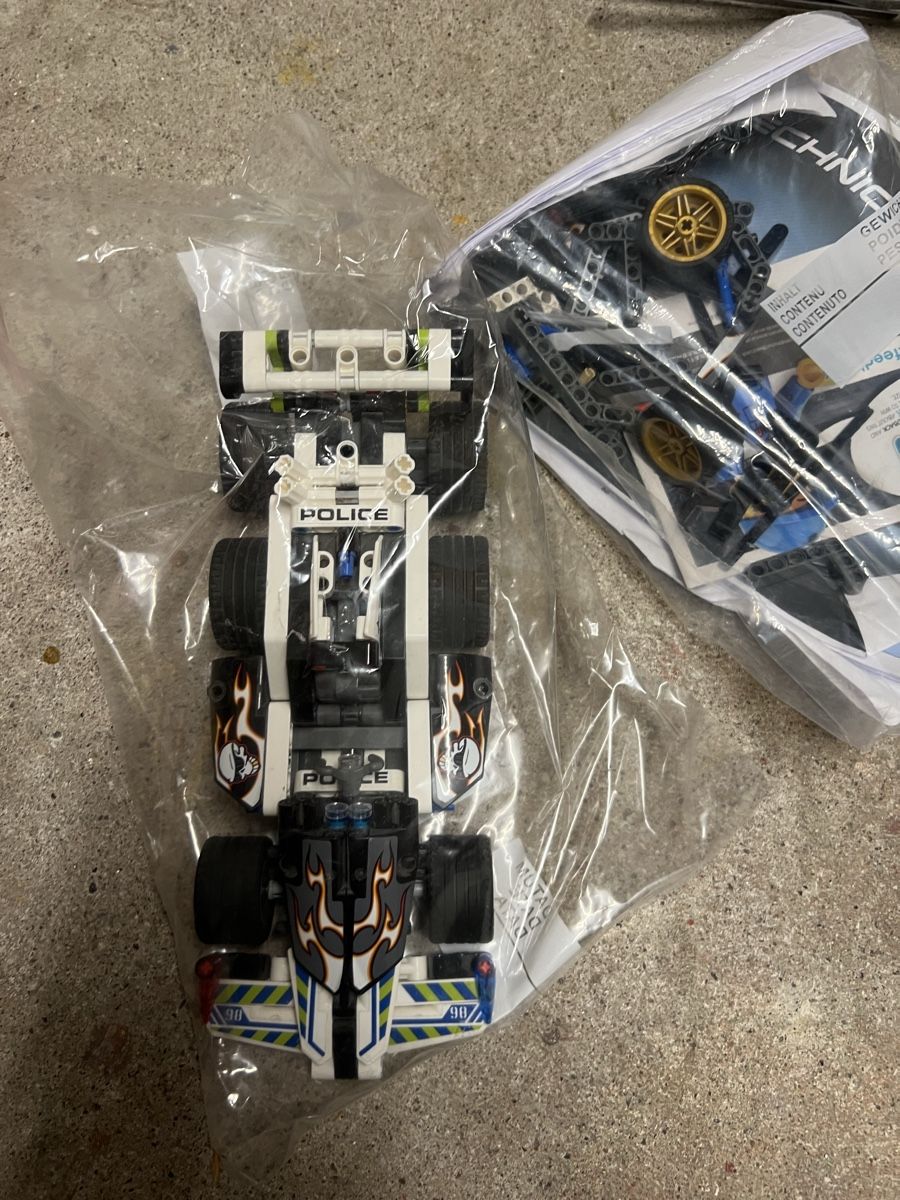Lego Spielzeuge: Lego Technic 42406 – Gebraucht aus Zürich von tholderegger 1