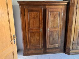 Antiker Schrank  (202)