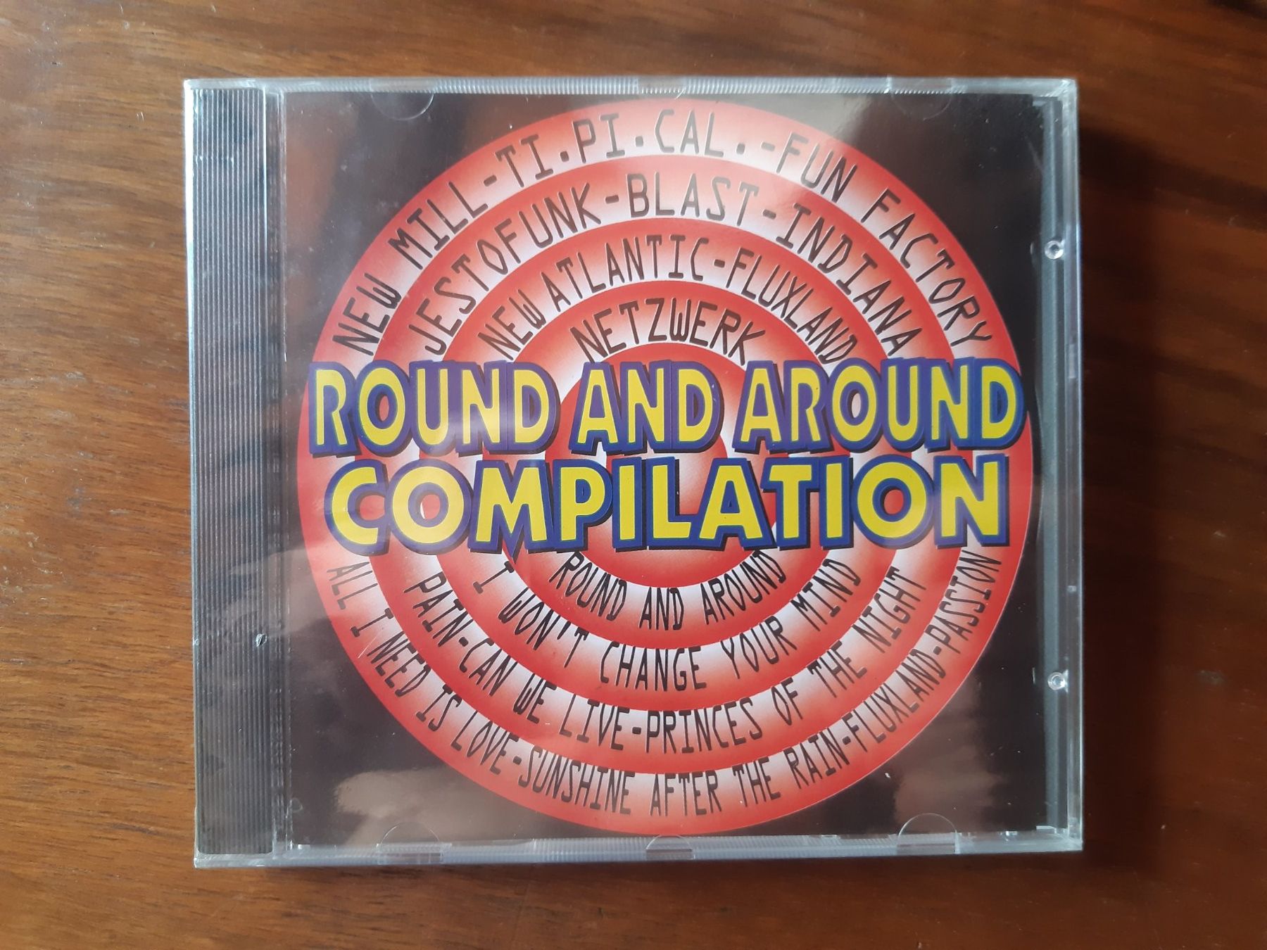 CD: Various - Round And Around Compilation(cd, compilation) – Nuovo (secondo la descrizione) da Verscio venduto da giamma1985