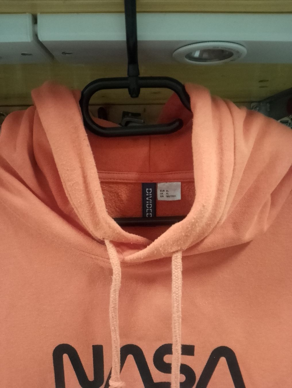 Maglioni & Felpe: Kapuzenpullover / Hoodie Grösse XL – Usato da Safenwil venduto da dodgewc12 3