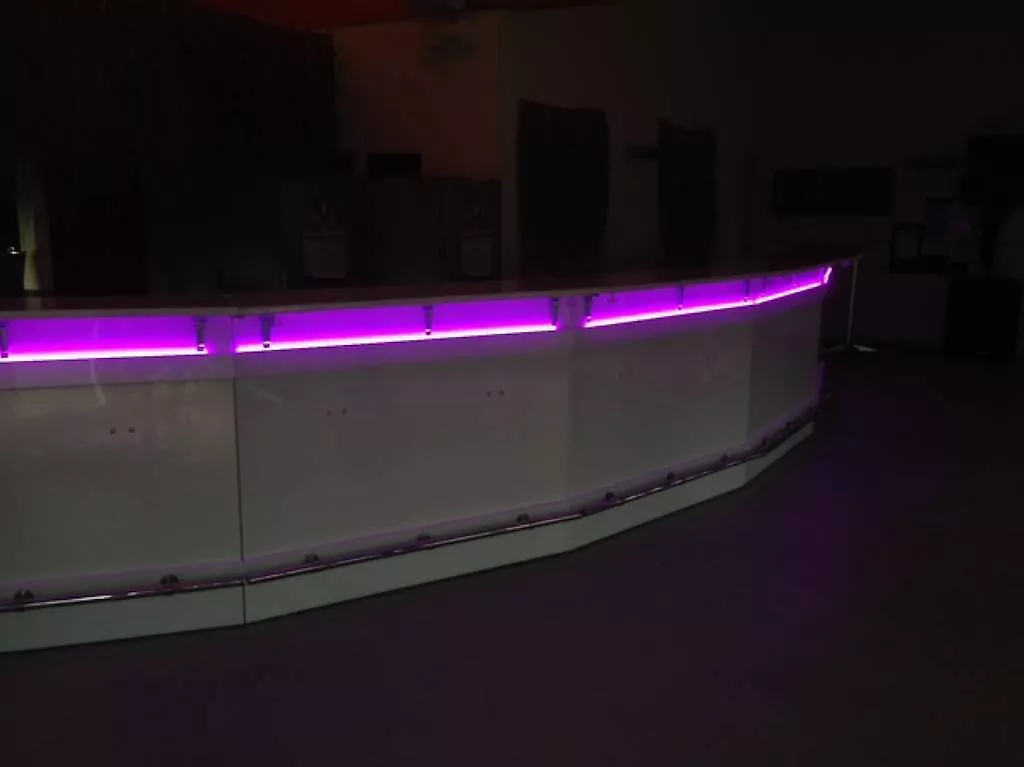 Equipement de magasin & Foires: Bar-Elemente – D'occasion à Nassenwil par Wiessner 3