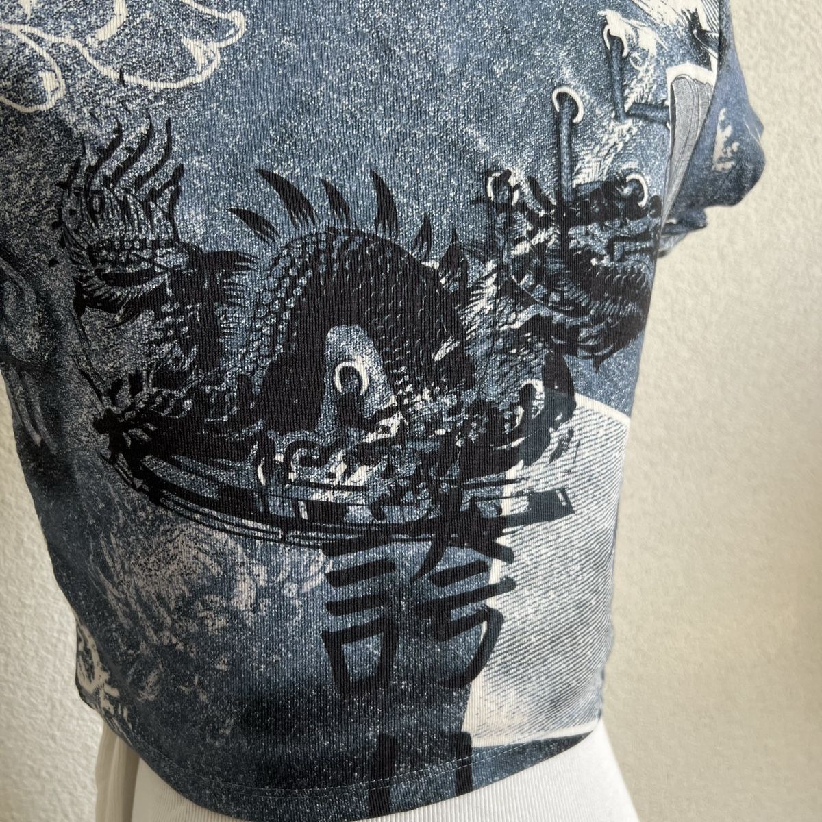 Bershka Top: Bershka Y2K Print Top S – Nuovo (secondo la descrizione) da Tagelswangen venduto da SpicyChicken 3
