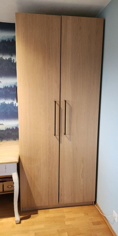 Mobiler Kleiderständer - Organizer Mit 30 Bügeln & Rollen Für Hosen & Kleidung