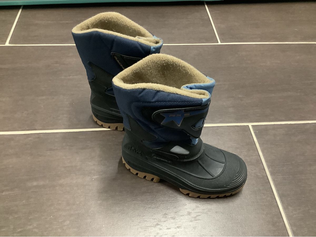 Scarpe per ragazzi: Winterstiefel Spirale Raw Terrain Gr.35 – Usato da Brugg AG venduto da Sweety_pie 1
