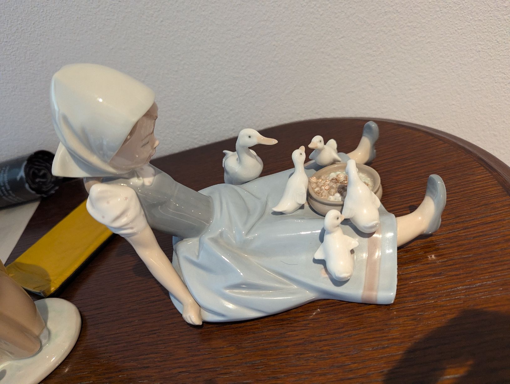 Lladro Statuette: Lladro Figur, Mädchen mit Enten, Handarbeit – Usato da Bätterkinden venduto da mar_rxs5 1