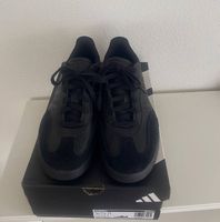 Adidas Barreda Sneaker schwarz Gr. 42 Turnschuh wie neu!