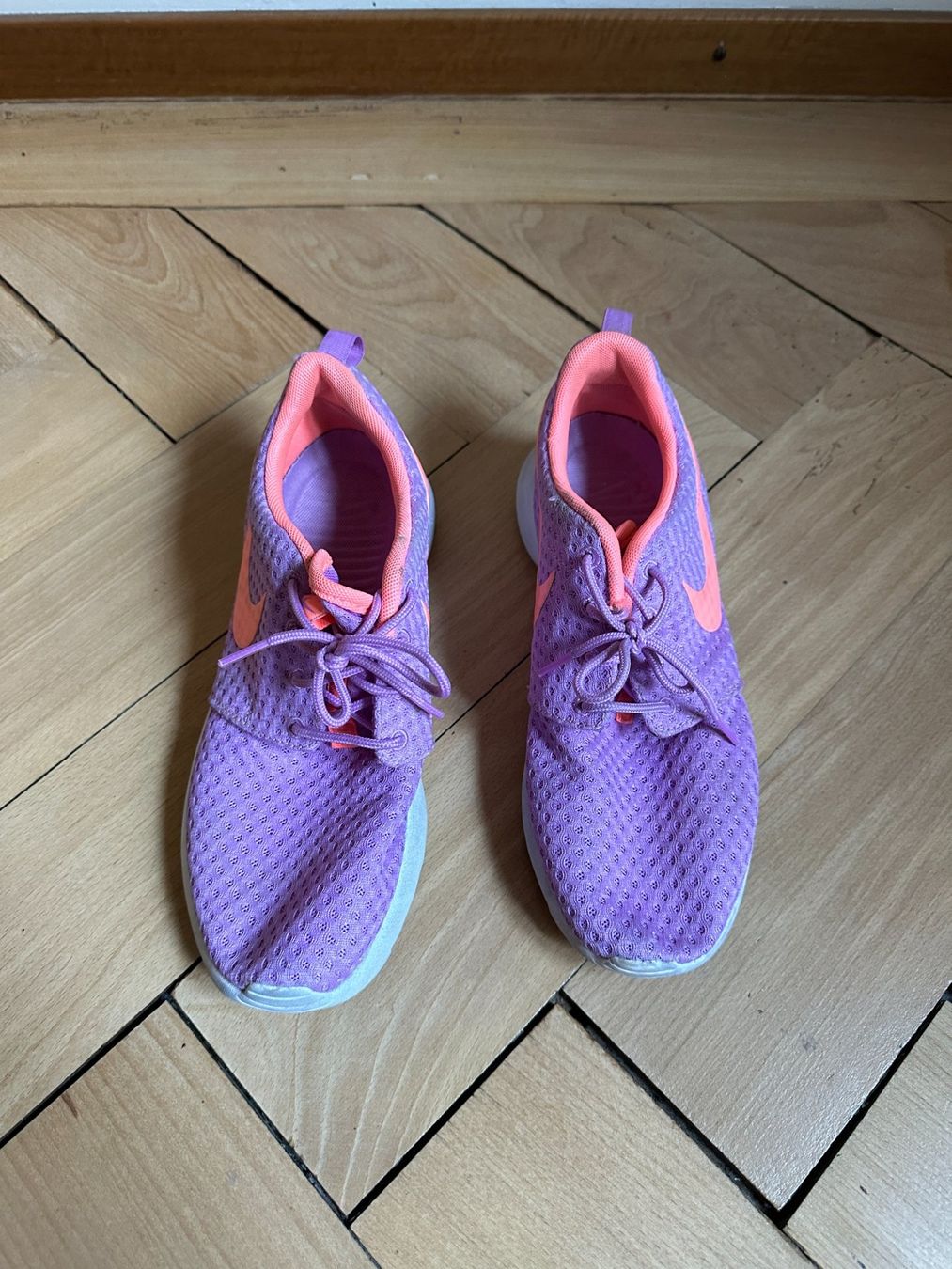 Nike Scarpe da donna: NIKE - Sneaker lila-rosa 39 – Usato da Zürich venduto da Diazaio 1