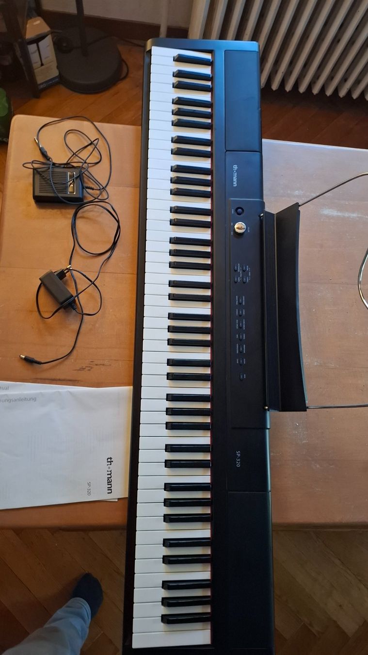 Thomann Musikinstrumente: Piano thomann SP-320 – Gebraucht aus Aïre von mas_dtm9 1