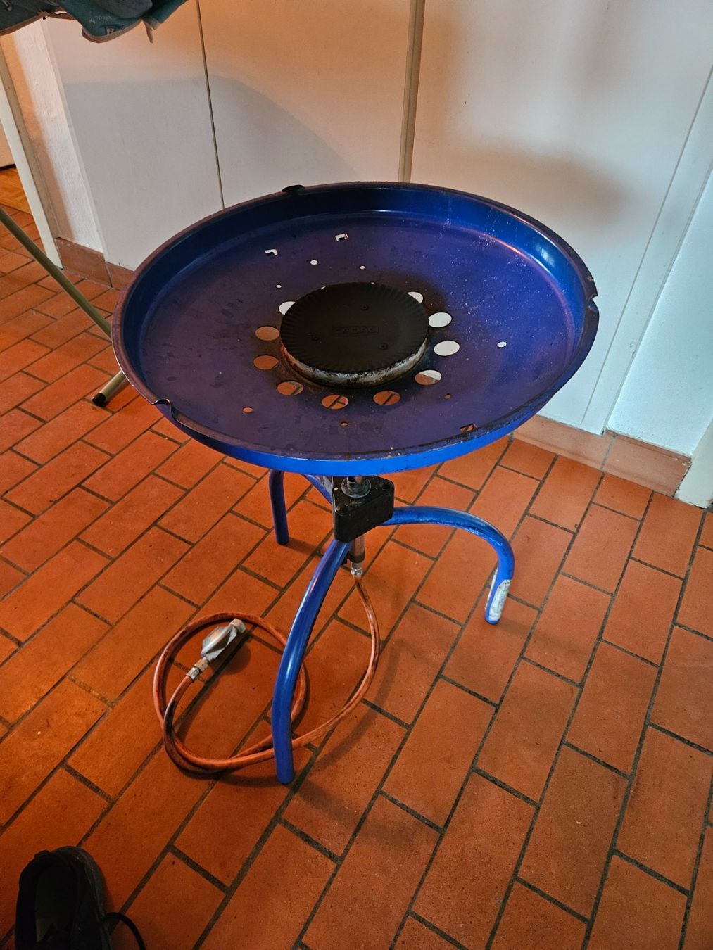 Campingaz Grills: Wok - mit Propangasanschluss – Gebraucht aus Hombrechtikon von 31071996 1