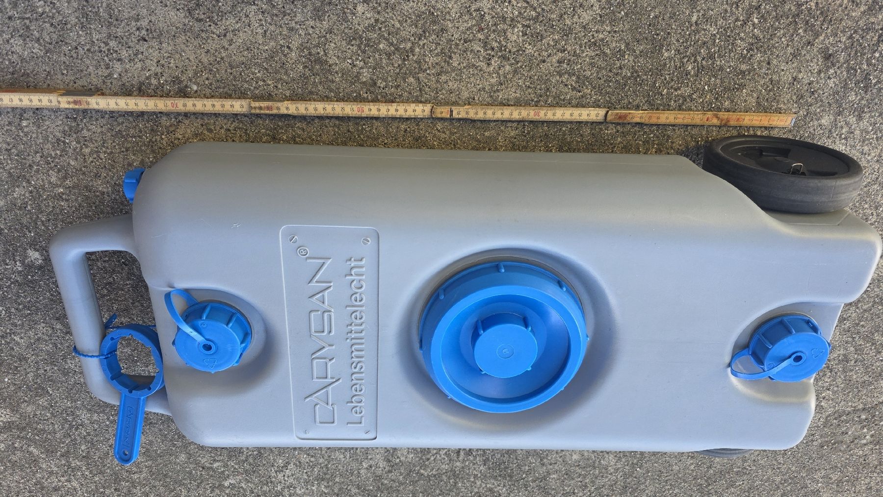 Abbeveratoi e trogoli: CARRYBAN Grauwassertankmit Rollen 35L  – Usato da Graben venduto da Eggimichi