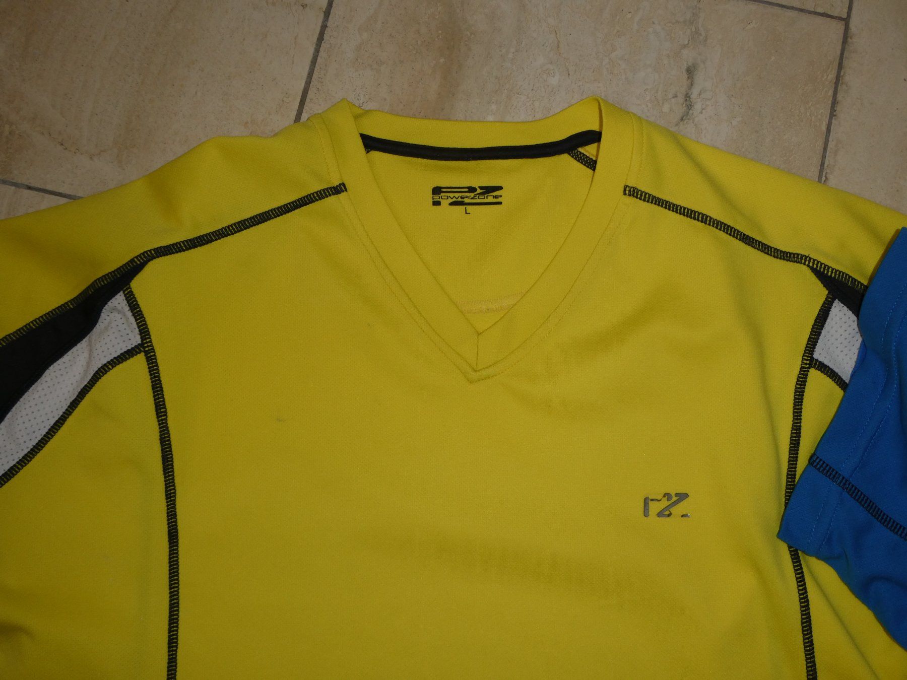 T-shirt: Sportshirts – Usato da Mels venduto da KOSL 1