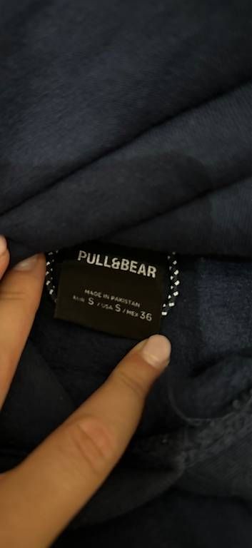 Pulls & Sweat-shirts: Pull and Bear Hoodie – D'occasion à Bubikon par bue_t8nz 1