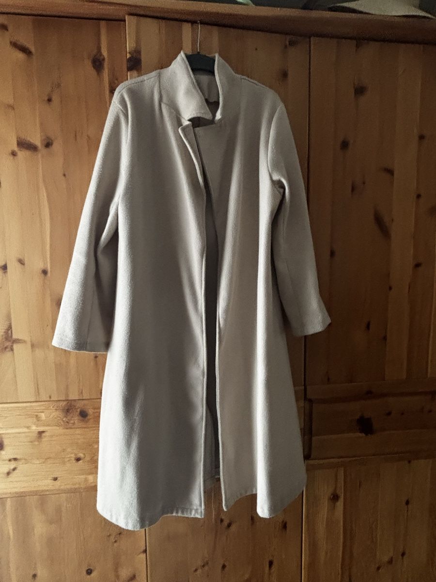 Cappotti: Damen Mantel beige  – Usato da Boswil venduto da mel_85gc 1