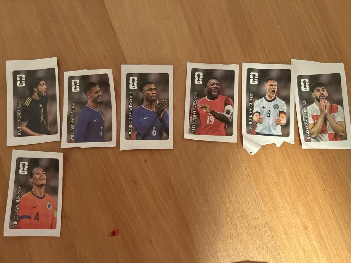 Panini Carte collezionabili: 7/12 CC Sticker Panini FWC 2026 – Nuovo (secondo la descrizione) da Magden venduto da tag_j2fz