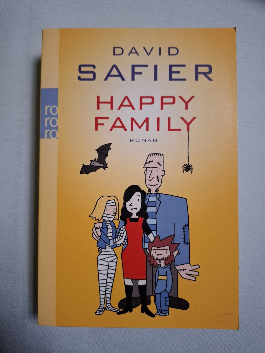 Libri: Happy Family. David Safier – Usato da Urtenen-Schönbühl venduto da nerdgirl