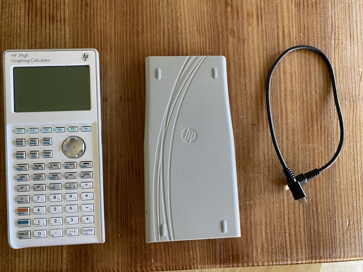 Hewlett Packard Calcolatrici tascabili: HP 39gII Graphing Calculator inkl. Kabel – Usato da Zürich venduto da twibbi 1