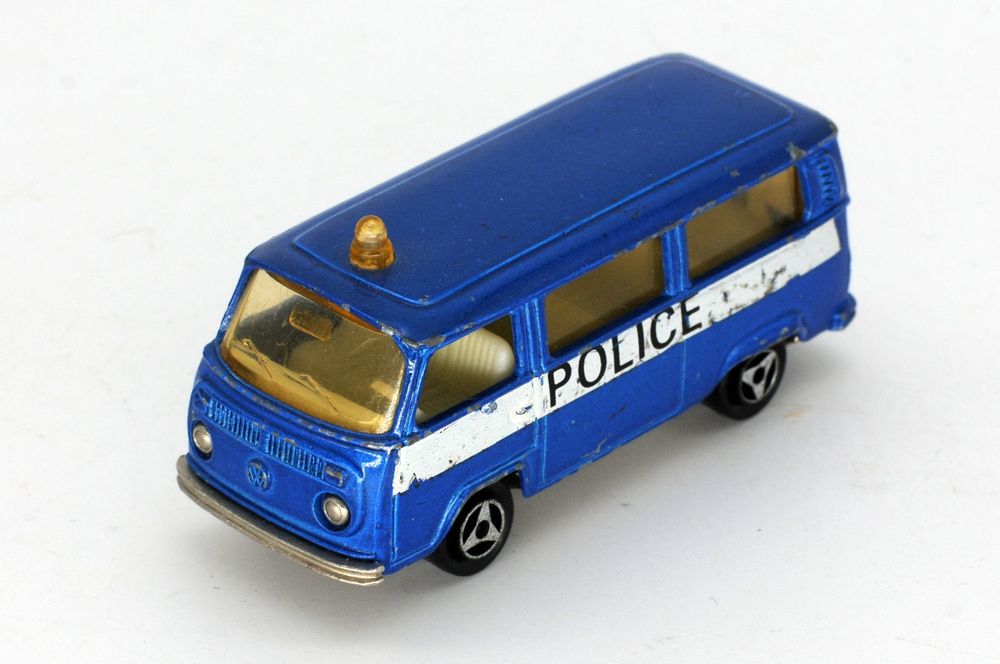 Majorette Rare Volkswagen Fourgon Pompiers Roues NEW MOC 1974