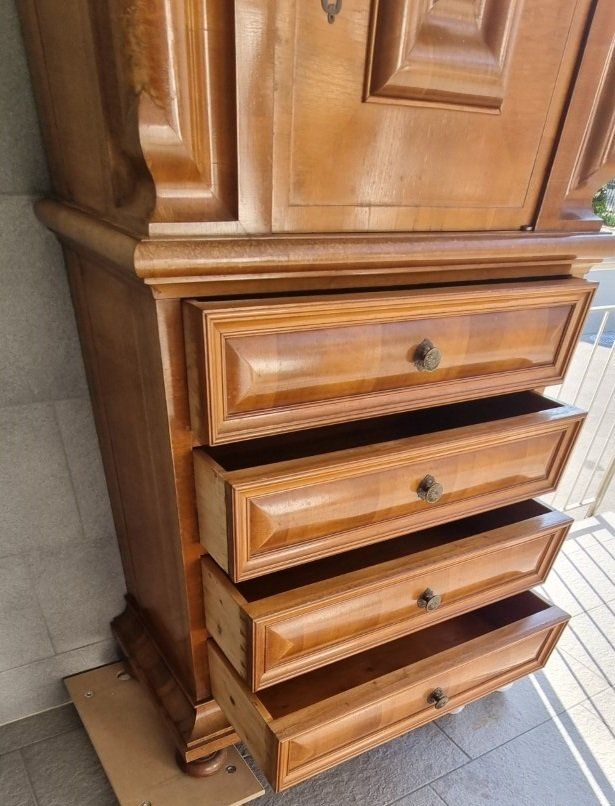 Schränke: Sehr schöner Windelschrank Windellade antik – Gebraucht aus Flums von Flumsantik 5
