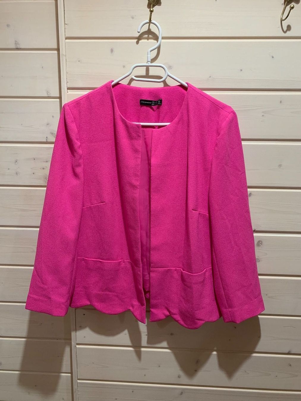 Giacche: Blazer / Jacke Atmosphere Gr. S / 36 – Usato da Fislisbach venduto da KolibriSecondhand