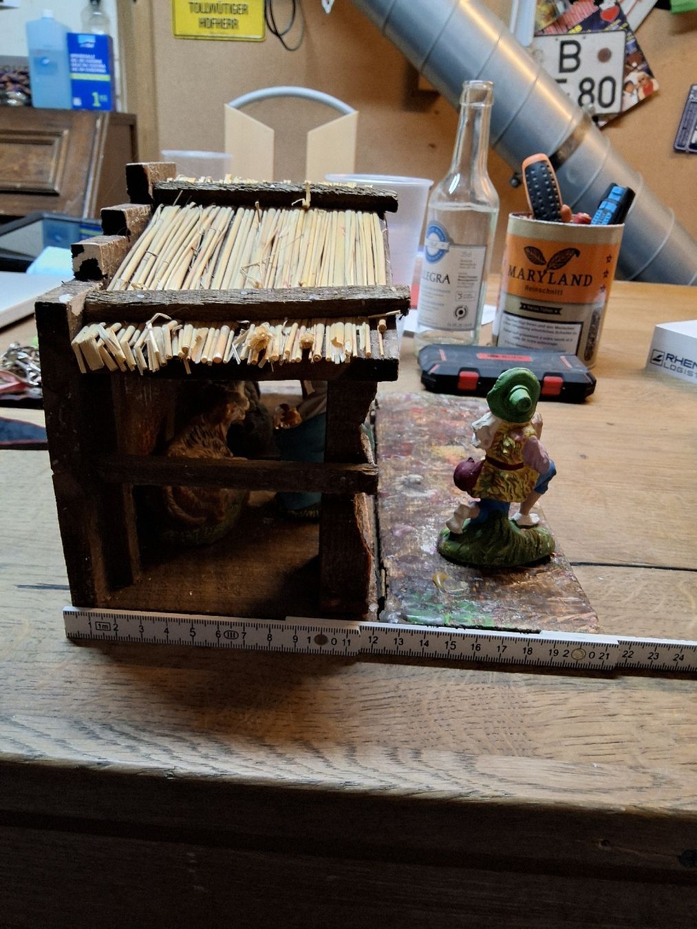Articoli in legno: Weihnachtskrippe aus Holz mit Figuren (S3) – Usato da Rorschach venduto da TimelessTrading 3