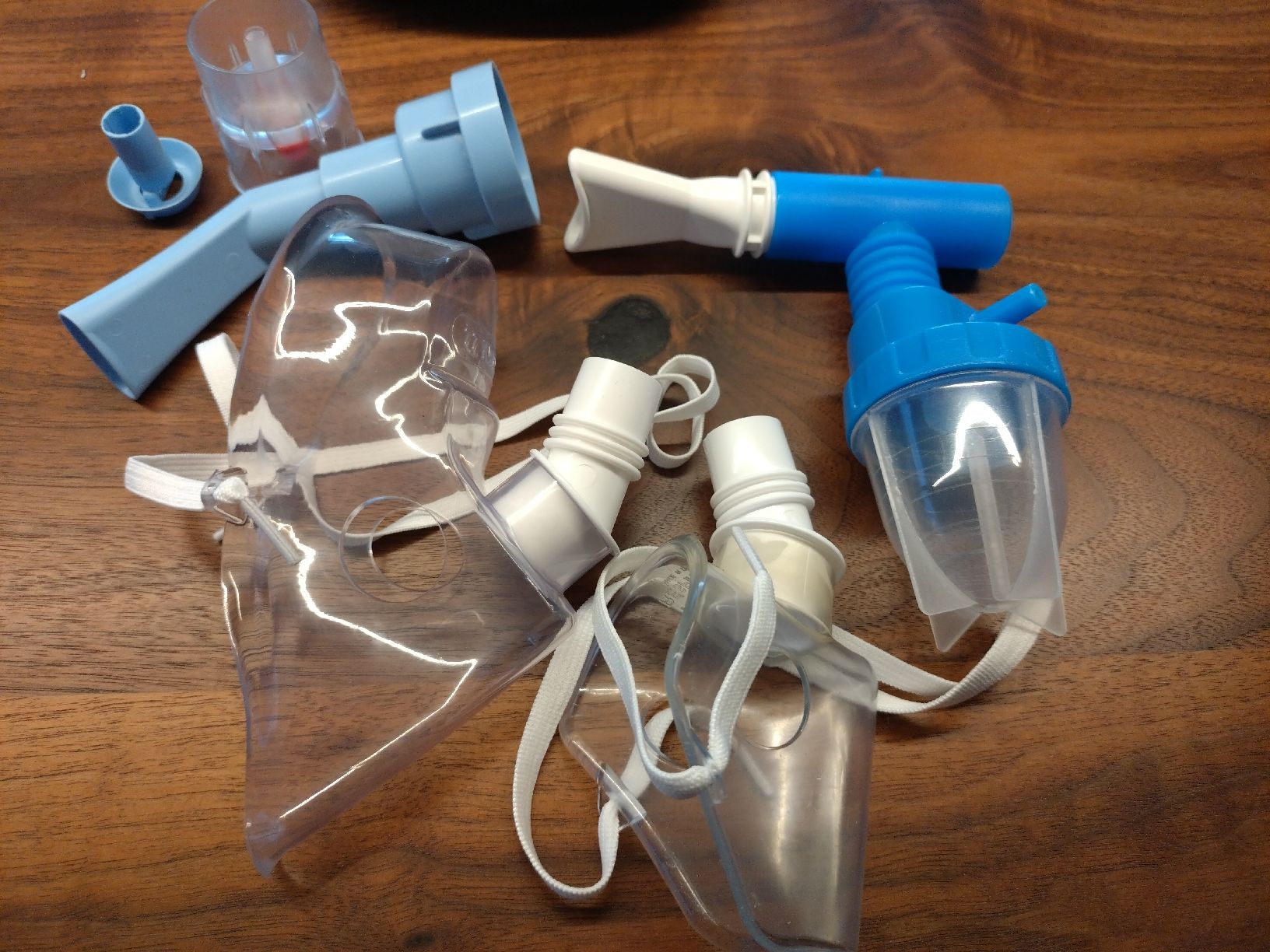 Philips Attrezzature mediche: Inhalator Philips Respironics InnoSpire Elegance – Usato da Oftringen venduto da takumivegas 2