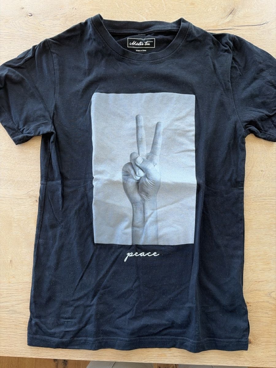 Lotti & Set di vestiti: Drei Tshirts in der Grösse S – Usato da speicher venduto da danicole 1