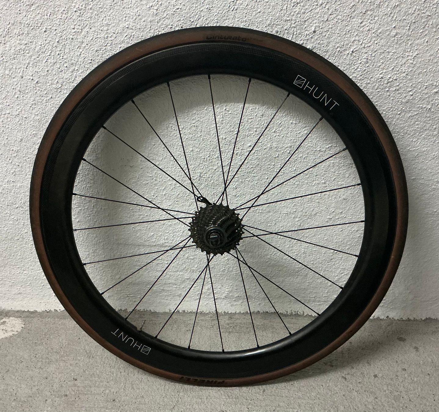 Jantes: Carbon Felgen – D'occasion à Linthal par cla_9vw9