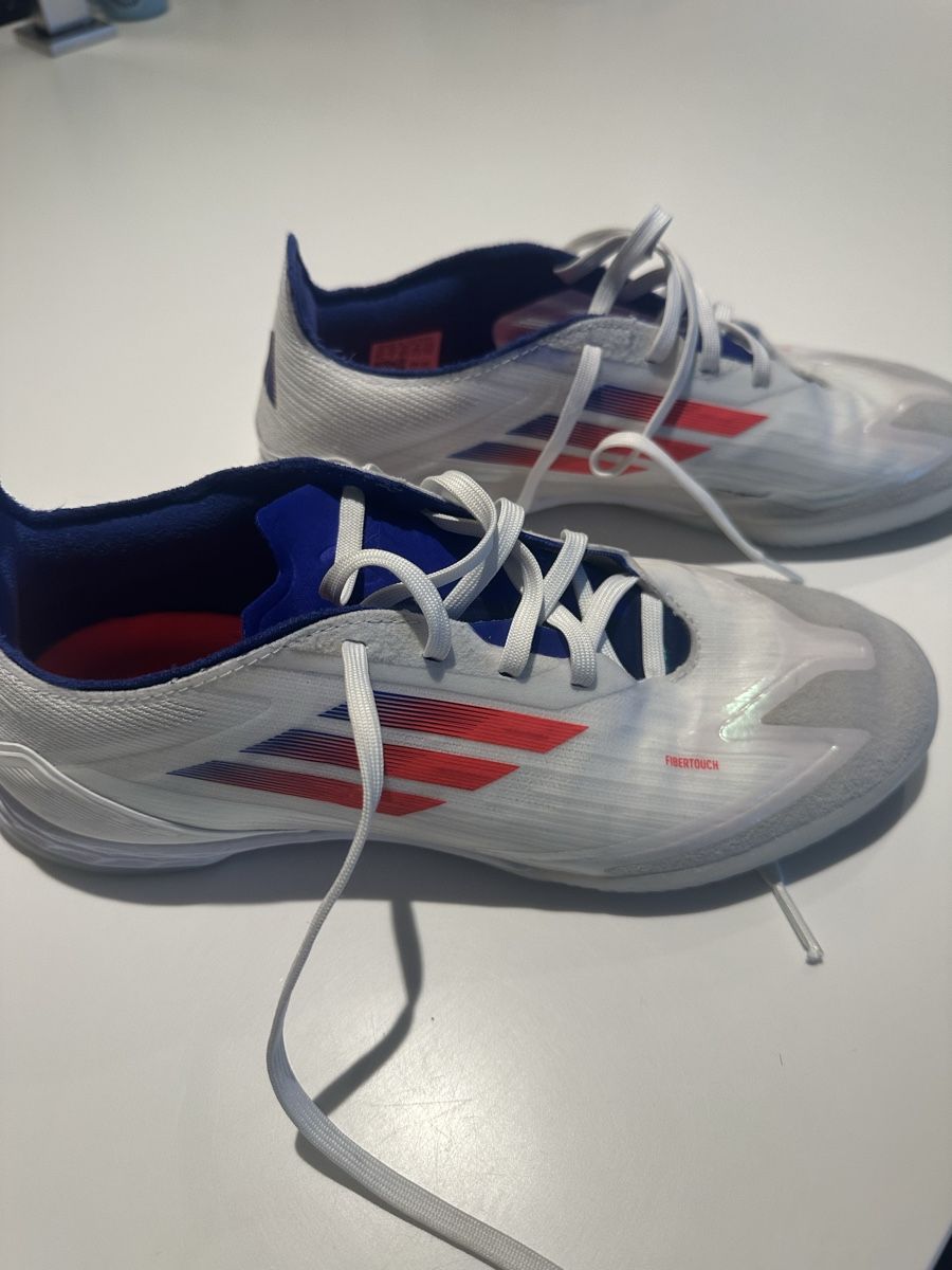 Scarpe da uomo: Hallenschuhe Adidas – Usato da Volketswil venduto da R74 1