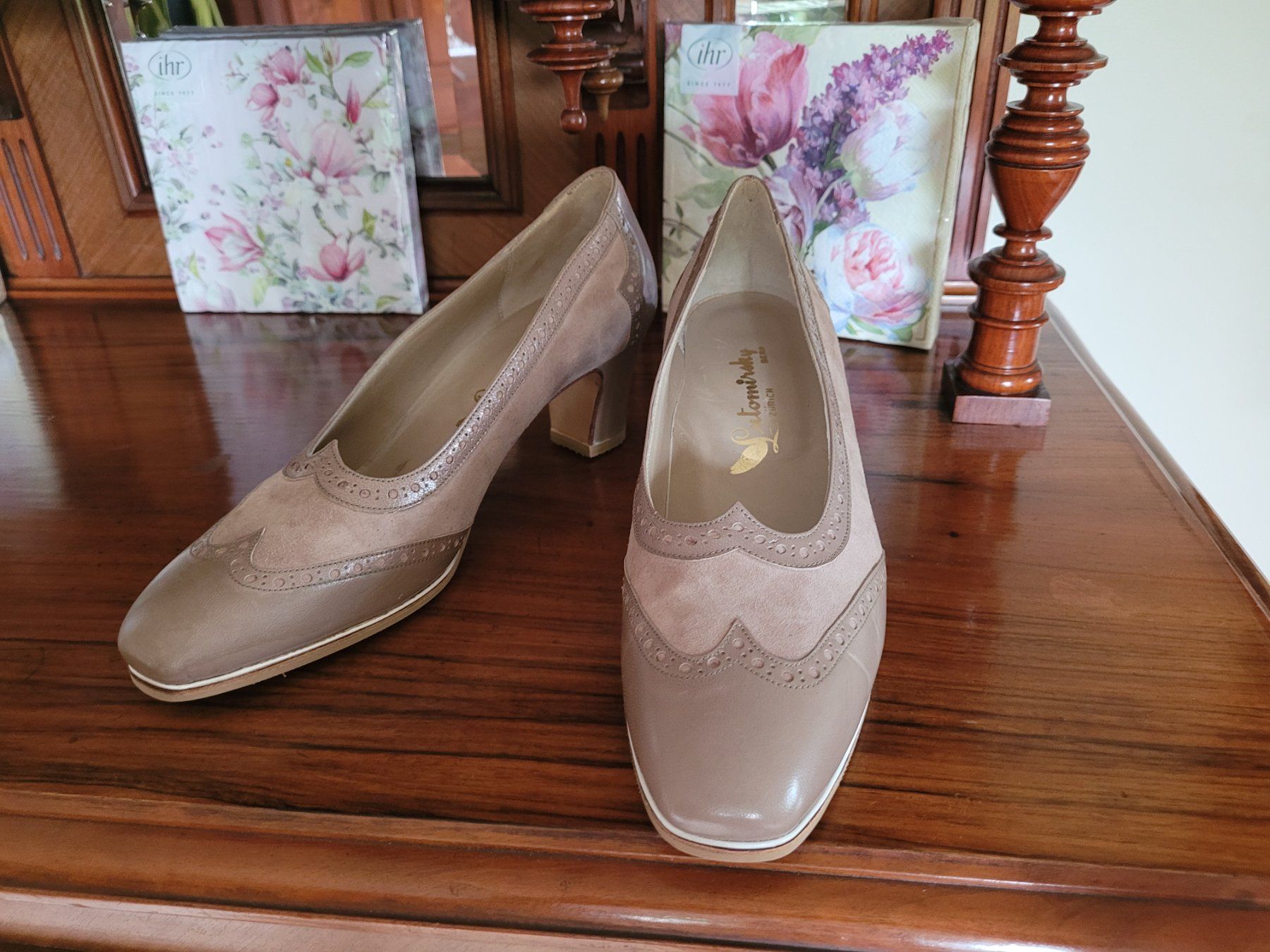 Scarpe da donna: Lutomirsky Schuh Kleinod Gr.40 – Nuovo (secondo la descrizione) da Winterthur venduto da Wohnhaus