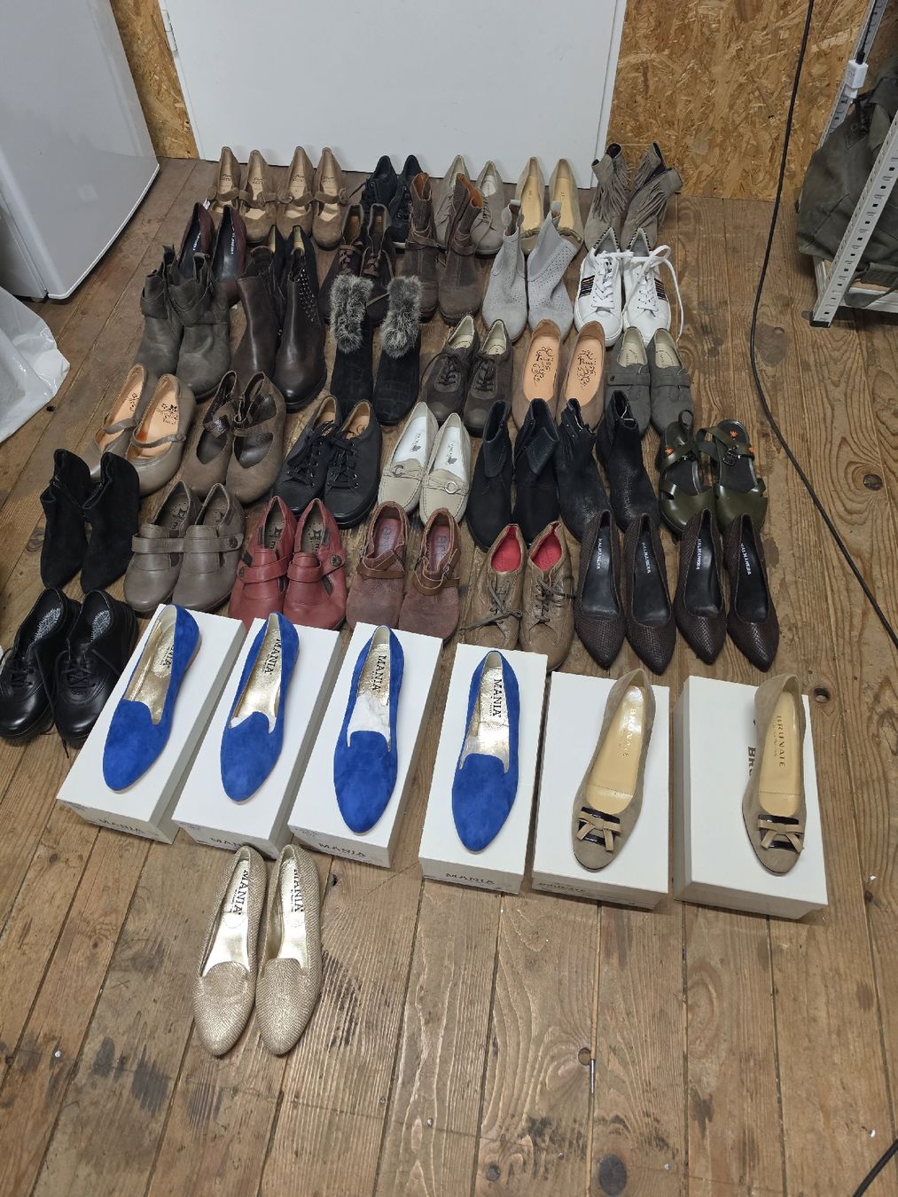 Scarpe da donna: Damen Marken Schuhe  – Nuovo (secondo la descrizione) da Ebikon venduto da bagija