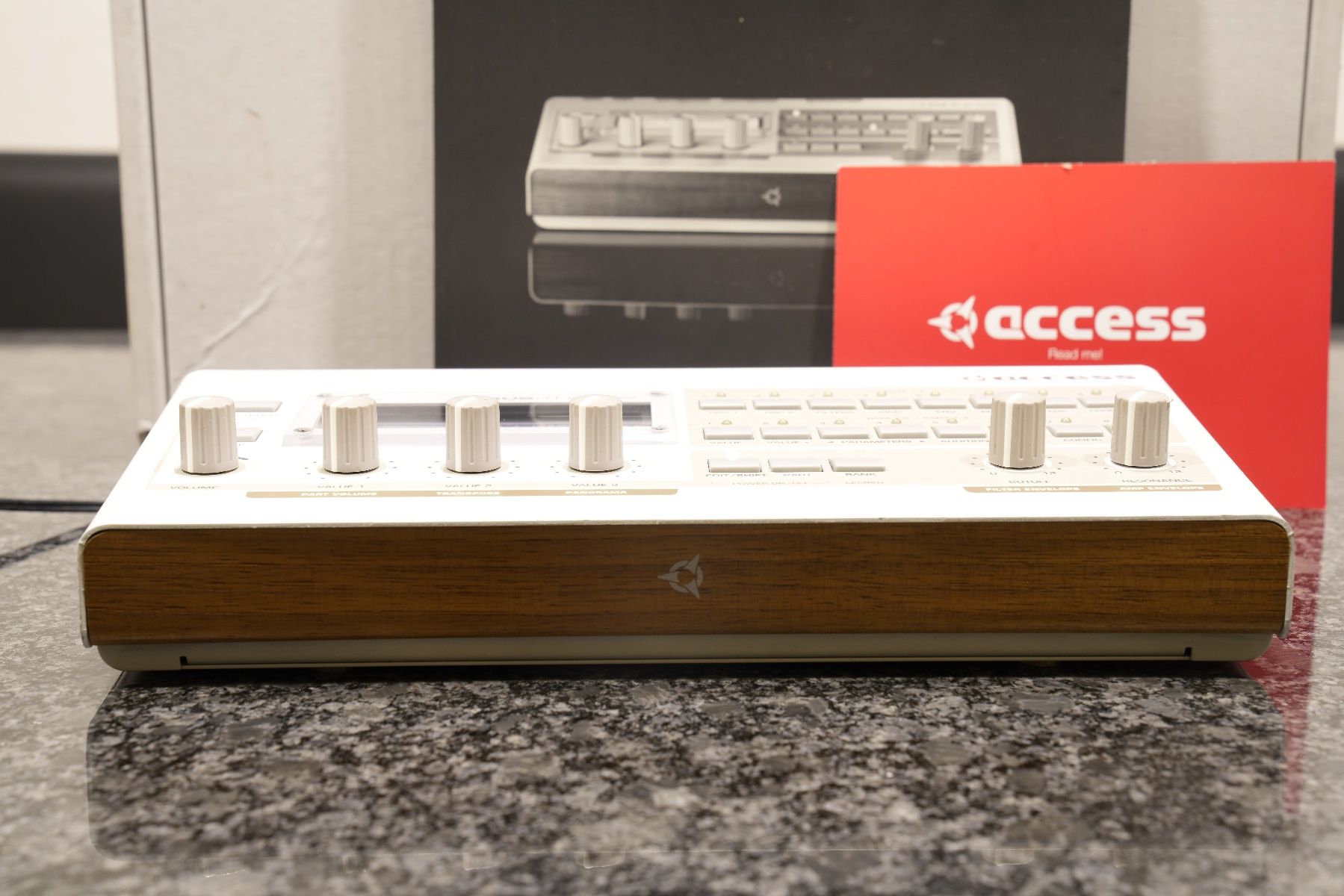 Musikinstrumente: Access Virus TI Snow – Gebraucht aus Uesslingen von energy45 5