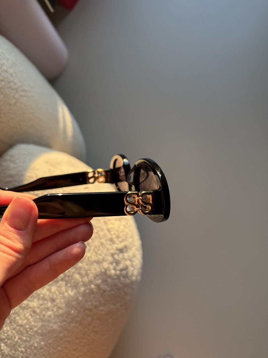 Lotti di vestiti: Sunglasses – Nuovo e nell'imballaggio originale da Genève venduto da eka_c9sf 3