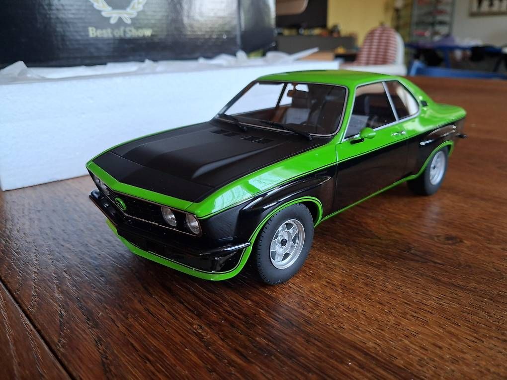 Modellini d'auto: Opel Manta 2.8 TE 1:18 Bos – Usato da Huttwil venduto da kadett_78 4