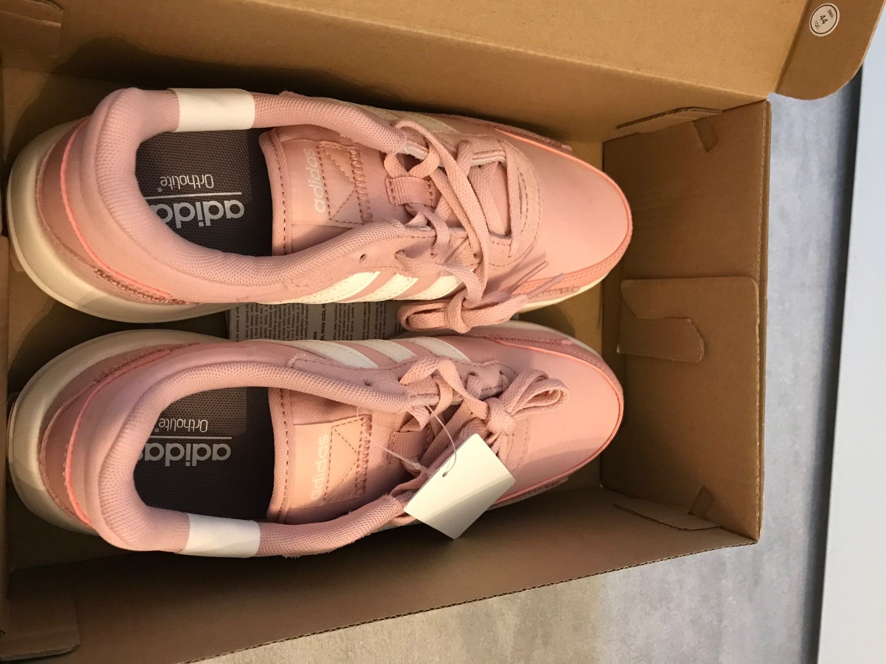 Adidas Schuhe für Mädchen: Adidas Turnschuhe/Sneakers Gr. 36 NEU – Neu und originalverpackt aus Affoltern am Albis von variablend 1