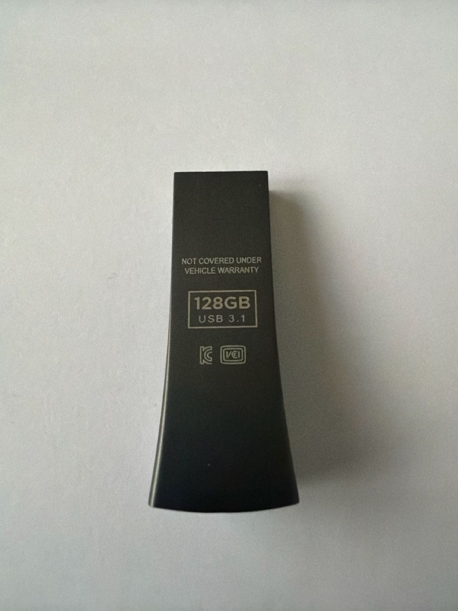 Chiavette USB: Tesla Original 128gb Usb Stick – Usato da Oekingen venduto da TxExS 1