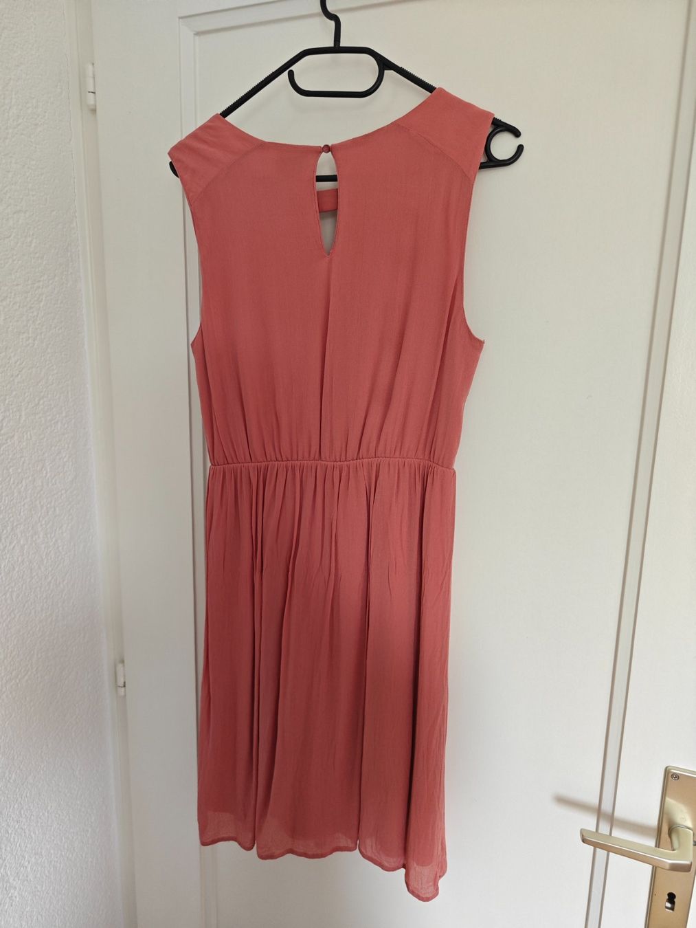 Vila Robes: Robe rose poudré – D'occasion à Renens VD par cba_r9y8 1