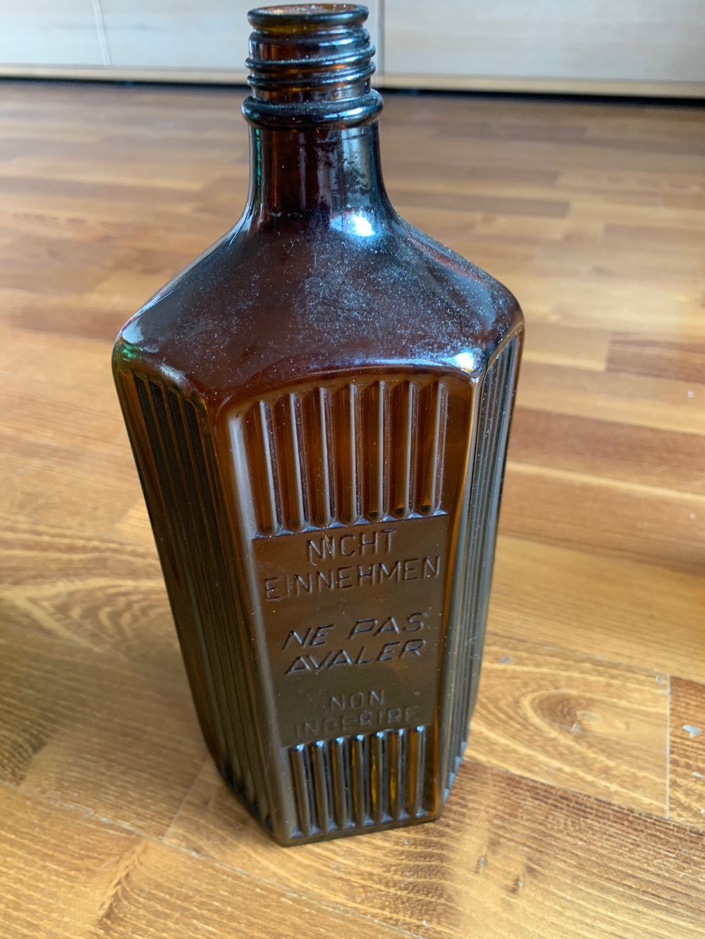Accessori da laboratorio: Drei Apothekerflaschen – Difettoso da Edlibach venduto da RUW19 5