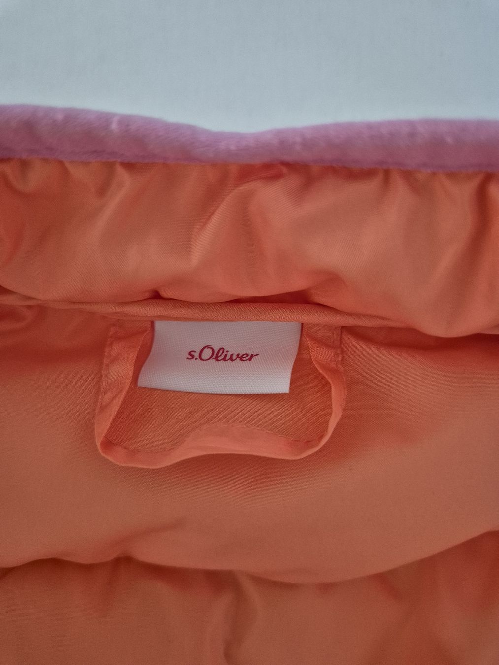 S.Oliver Sonstige Mädchenkleider: S.Oliver Gilet - Weste, Gr. 110, Pink – Gebraucht aus Altendorf von caj_hry2 2