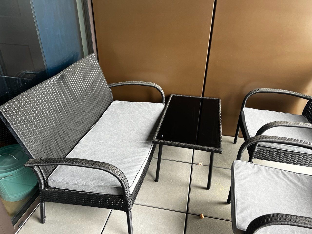Set di tavolo e panche: Hol dir deine Gartenmöbel günstig – Usato da Bern venduto da Sevde01