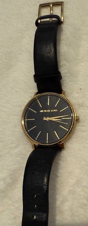 Montres: Uhr  – D'occasion à Basel par Jador01