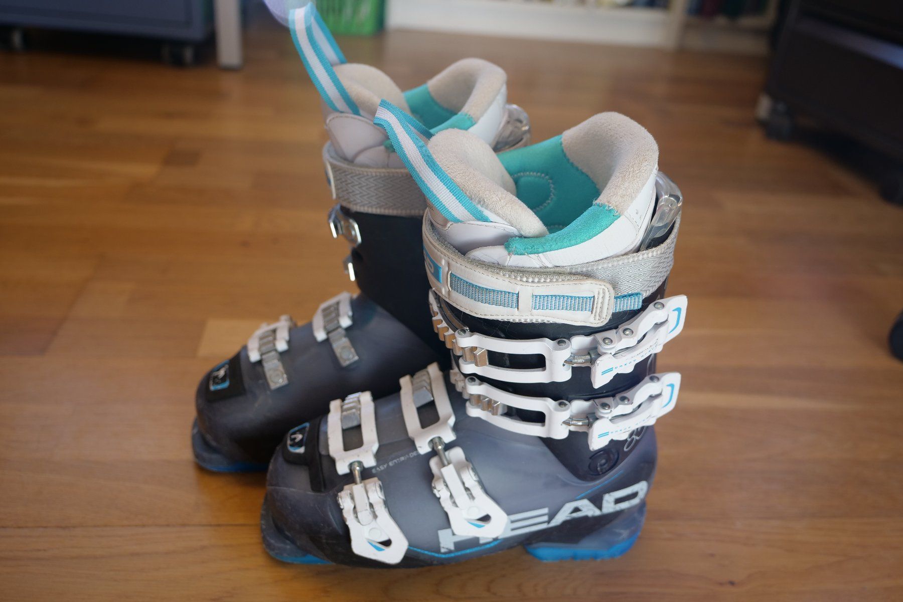 Scarpe per ragazzi: Chaussures ski Head Adapt 85W - taille 36-36,5 – Usato da Ependes FR venduto da Nada84 1